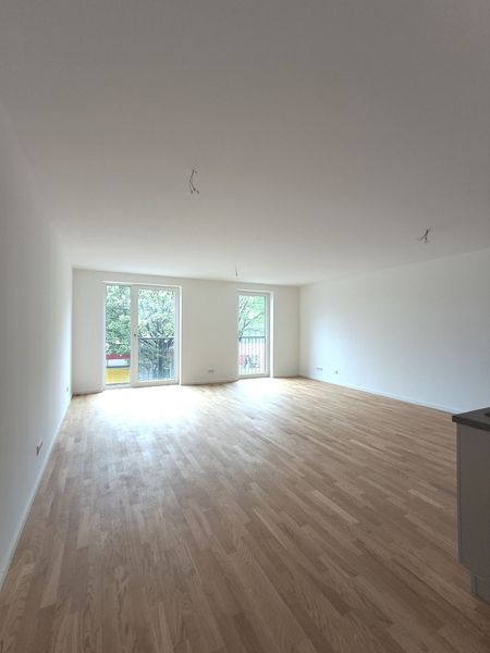 Geräumige 3-Zimmerwohnung mit Terrasse, Loggia und Stellplatz in Bahrenfeld!